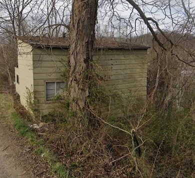 90 W Enterprise Rd, Shinnston, WV 26431 - photo 3