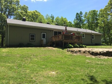 155 Chestnut St, Uxbridge, MA 01569 - photo 4