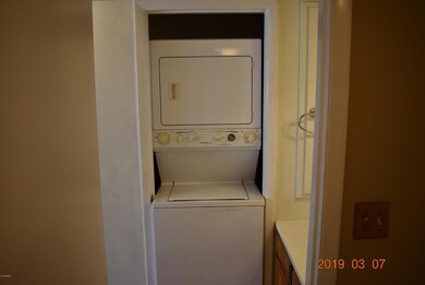 517 E Roanoke Ave unit D, Phoenix, AZ 85004 - photo 7