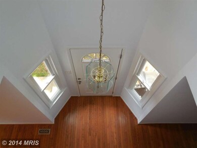 3084 White Birch Ct, Fairfax, VA 22031 - photo 2