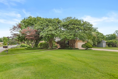 4116 Forest Plaza Dr.