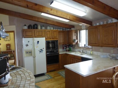 1865 Nielson Rd, Homedale, ID 83628 - photo 6