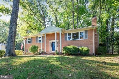 8227 Kay Ct, Annandale, VA 22003 - photo 2