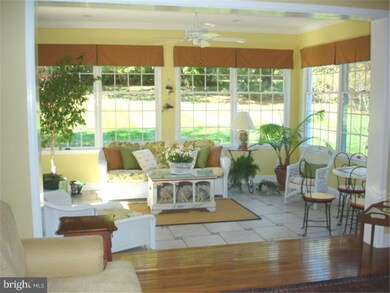 107 Windsong Dr, Doylestown, PA 18901 - photo 3