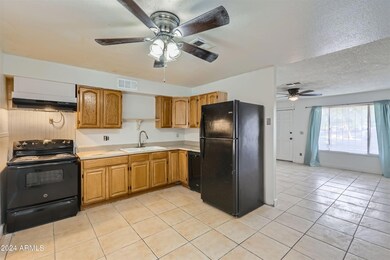 5202 W Berkeley Rd, Phoenix, AZ 85035 - photo 5