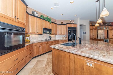 4509 E Downing St-19