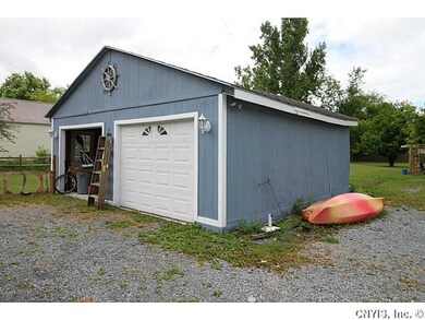 Garage.