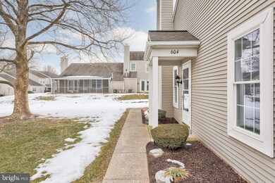 604 Barrington Ct, Palmyra, PA 17078 - photo 3