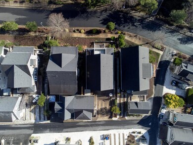 2627 SW Barnacle Ave, Lincoln City, OR 97367 - photo 4