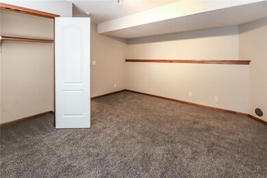 1113 Manse Dr, Raymore, MO 64083 - photo 7