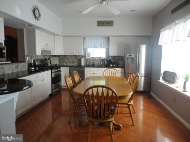 2530 Andria Ct, Atco, NJ 08004 - photo 4