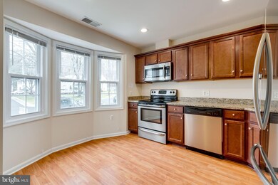 6032 Selwood Place, Springfield, VA 22152 - photo 4