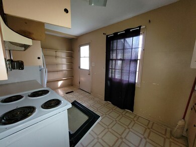 206 Moore Ave, Albany, GA 31705 - photo 4