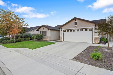 1830 S Kerckhoff Way, Hanford, CA 93230 - photo 3