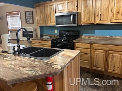 E6529 Crossover Rd, Munising, MI 49862 - photo 3