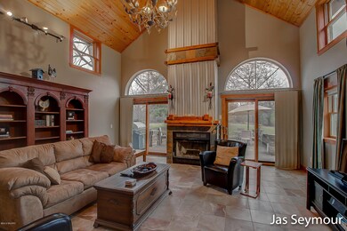 2288 Dean Lake Ave NE, Grand Rapids, MI 49505 - photo 3