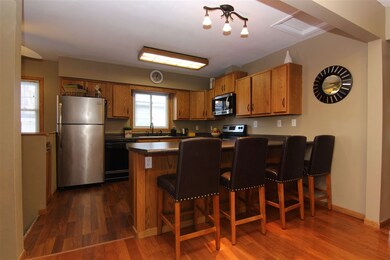 2406 Loma St, Cedar Falls, IA 50613 - photo 3