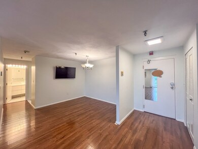 Sagamore Place Condominiums unit 1110, Quincy, MA 02171 - photo 7