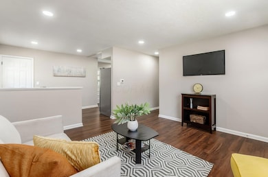 2283 Ward Rd, Columbus, OH 43224 - photo 3