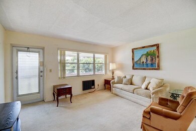 361 Sheffield N, West Palm Beach, FL 33417 - photo 4