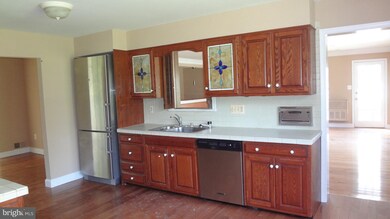 516 Beaumont Rd, Silver Spring, MD 20904 - photo 2