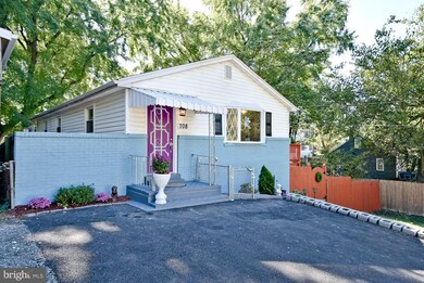 708 Balboa Ave, Capitol Heights, MD 20743 - photo 2
