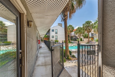 5816 Birchbrook Dr unit 122, Dallas, TX 75206 - photo 4