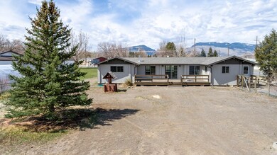 2810 E Ave unit 8-A, Cody, WY 82414 - photo 2