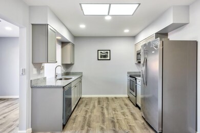 14036 N Newcastle Dr, Sun City, AZ 85351 - photo 2