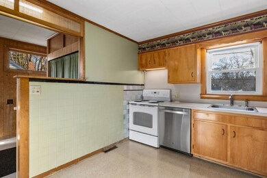 10 Halstead St., Kittery, ME