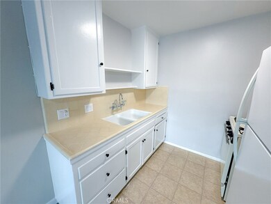 1442 E Maple St unit 13, Glendale, CA 91205 - photo 4