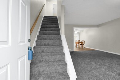 5-web-or-mls-3084-highcliff-ct