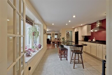 Granite counters, An dream island,...