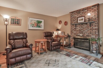 20 Meadowbrook Ln, Litchfield, NH 03052 - photo 6