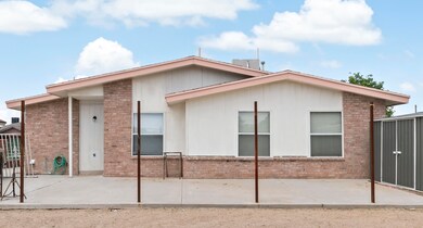 508 Bryce Dr, Horizon City, TX 79928 - photo 3