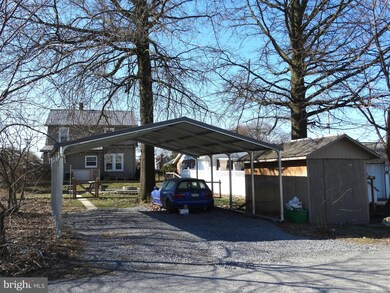 359 E Garfield St, Chambersburg, PA 17201 - photo 3