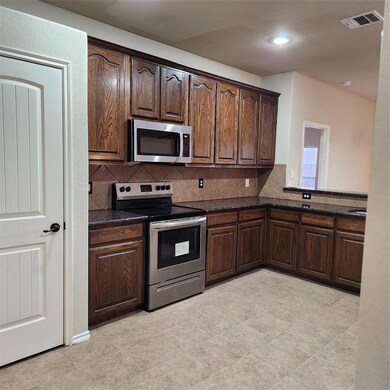 209 Travis Ln, Lavon, TX 75166 - photo 5