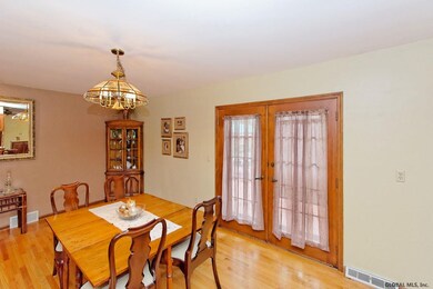2 Stock Ln, Rensselaer, NY 12144 - photo 7