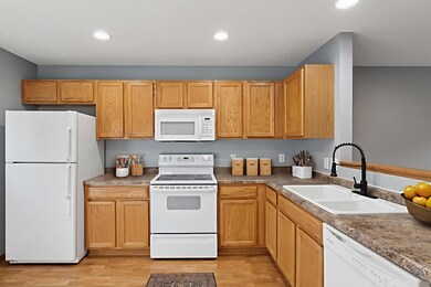 4818 Education Dr N unit 4, Hugo, MN 55038 - photo 5