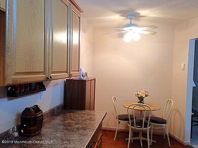 5 k PHOTO KITCHEN DINETTE