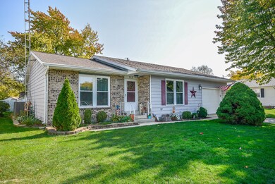 112 Phillips Dr, Wapakoneta, OH 45895 - photo 4