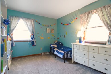 118 Locust St, Oswego, IL 60543 - photo 5