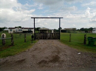 6203 County Road 182, Alvin, TX 77511 - photo 2