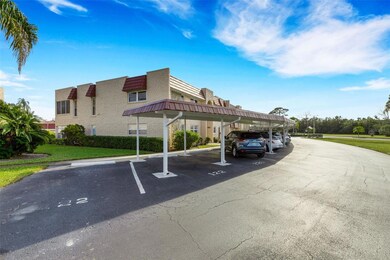 122 Buttonwood Cir, Seminole, FL 33777 - photo 4