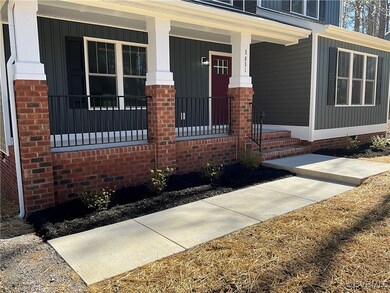 Doorway to property with a porch