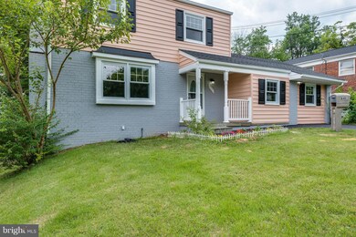 8401 Longfellow St, New Carrollton, MD 20784 - photo 3