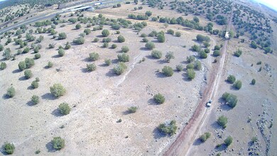 174 & 175 S Unit 3, Ash Fork, AZ 86320 - photo 3