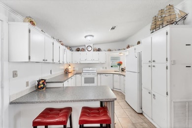 5707 45th St E unit 136, Bradenton, FL 34203 - photo 4