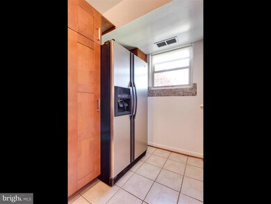 5902 Mayflower Ct, Alexandria, VA 22312 - photo 6