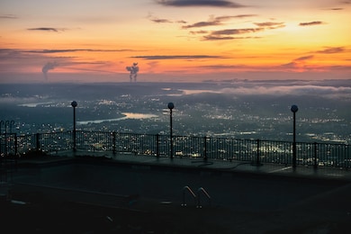 1107 E Brow Rd, Lookout Mountain, TN 37350 - photo 2